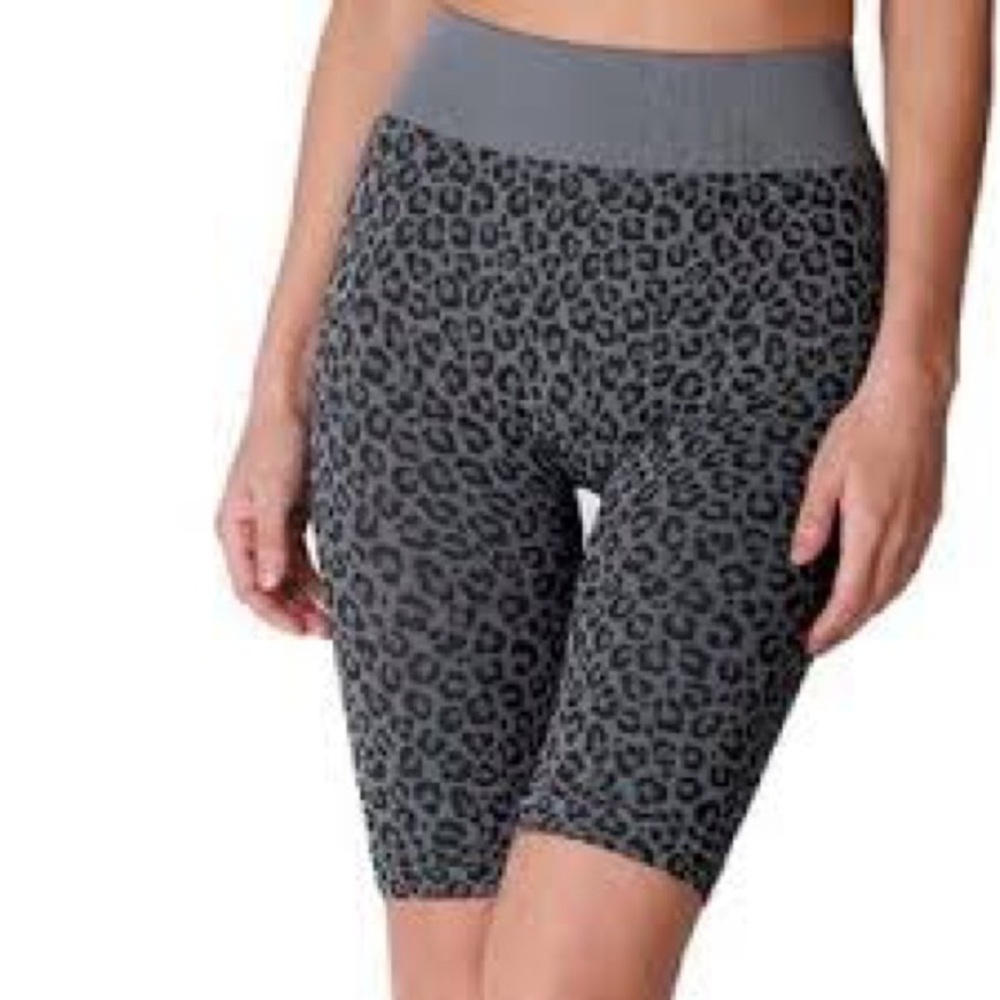 Nikibiki Leopard Print shorts